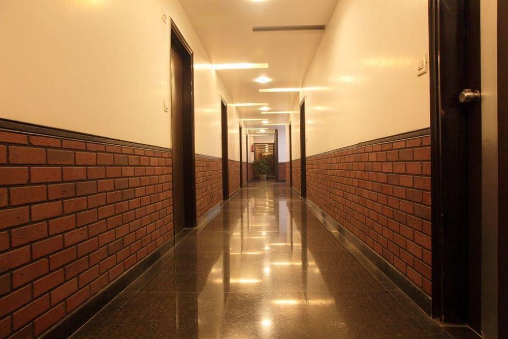 Hotel Lohmod At National Highway 8 - Free Airport Transffer ニューデリー エクステリア 写真