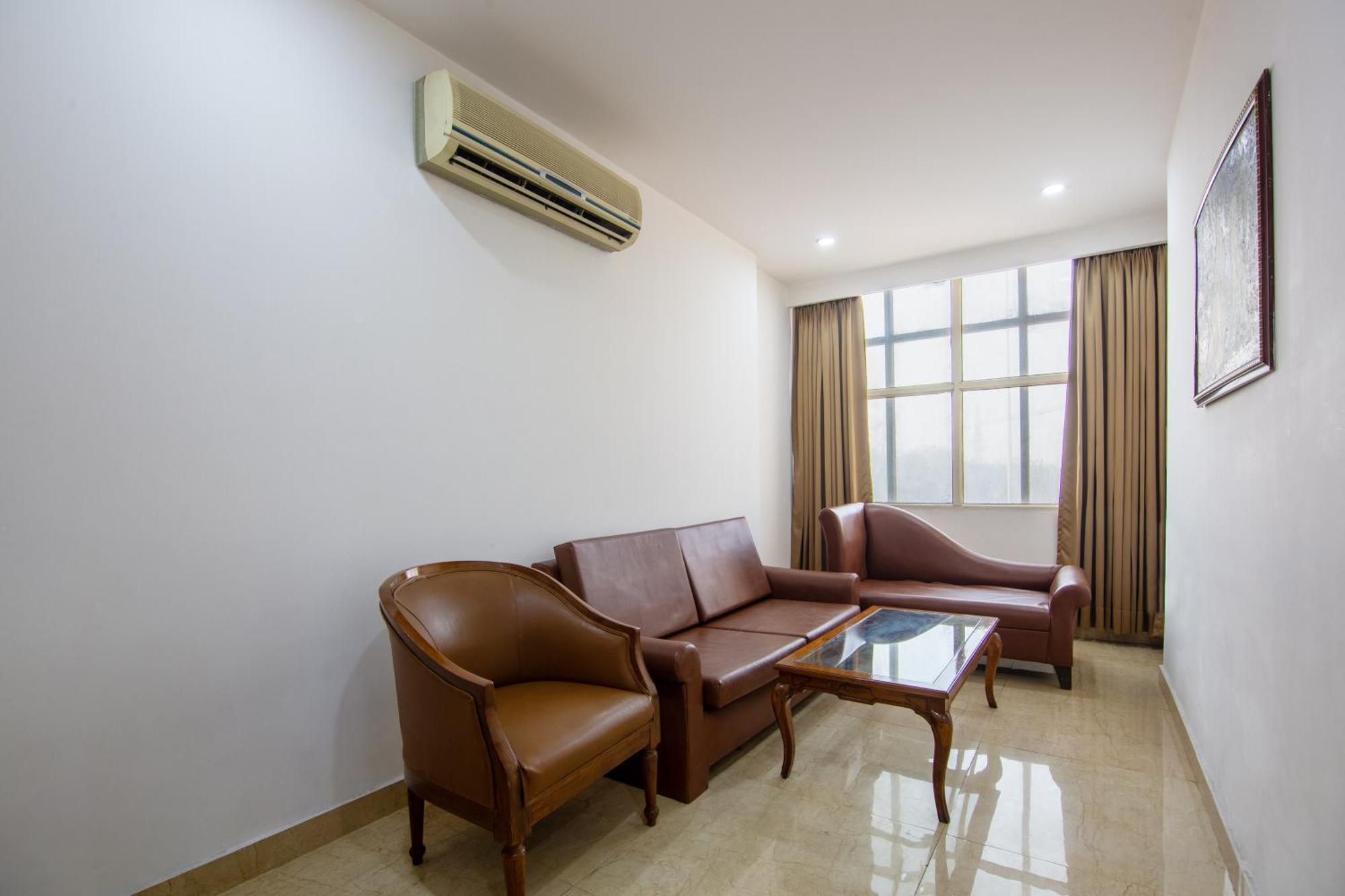 Hotel Lohmod At National Highway 8 - Free Airport Transffer ニューデリー エクステリア 写真