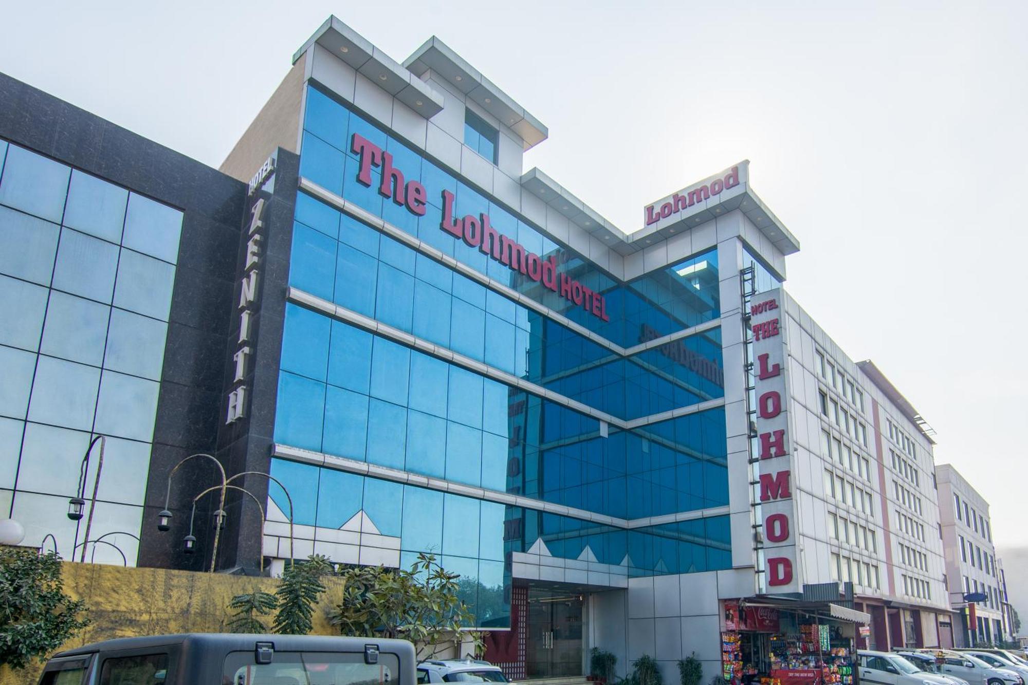 Hotel Lohmod At National Highway 8 - Free Airport Transffer ニューデリー エクステリア 写真